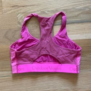 Outdoor Voices Tech Sweat Sports Bra Medium Raspberry Pink